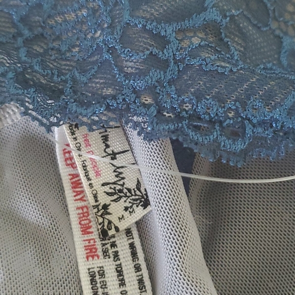 39. 🆕️ Free People Kristin Lace Bralette - Picture 8 of 9